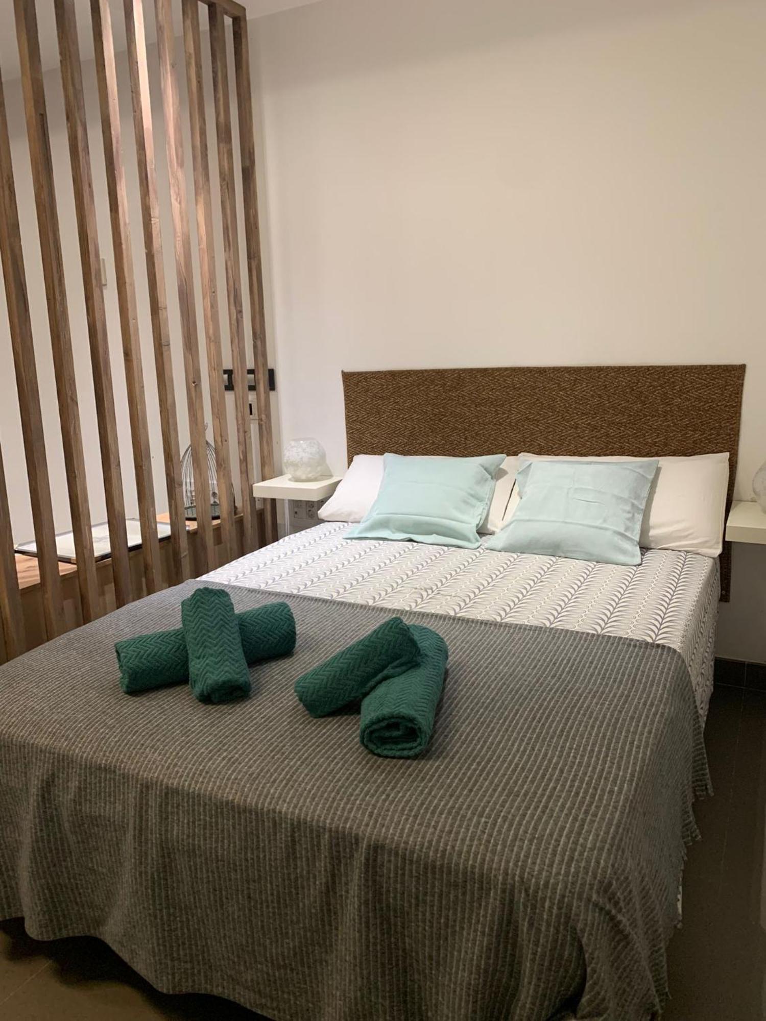 Estudio Puerta Del Sol Aguilar Екстериор снимка